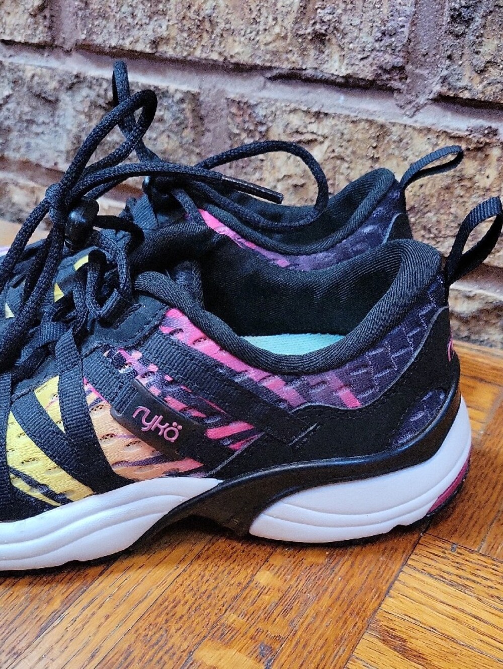 Ryka Hydro Sport Women’s Purple Pink Yellow Multicolor Athletic Shoes Size 7 - Picture 5 of 8